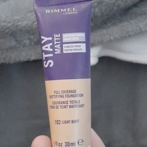 Foundation rimmel